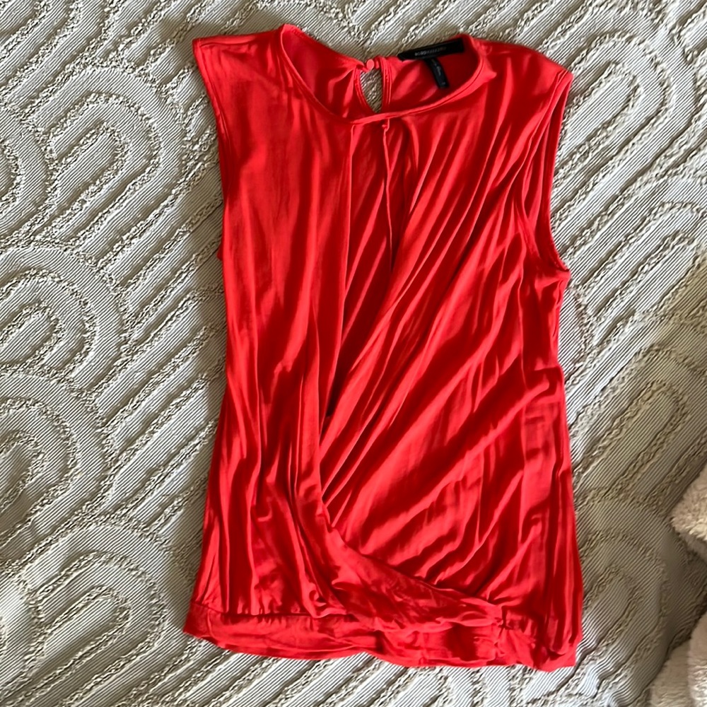 BCBG MAXAZRA coral top